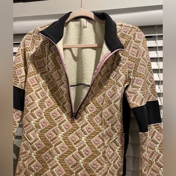 FP Movement Geometric Patterned Activewear Set - Picture 6 of 12